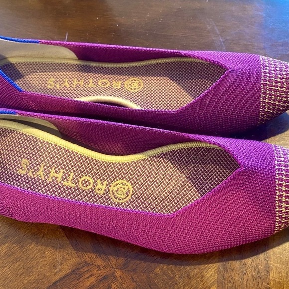 rothys mulberry captoe points (retired, rare) size 9 - Picture 2 of 6